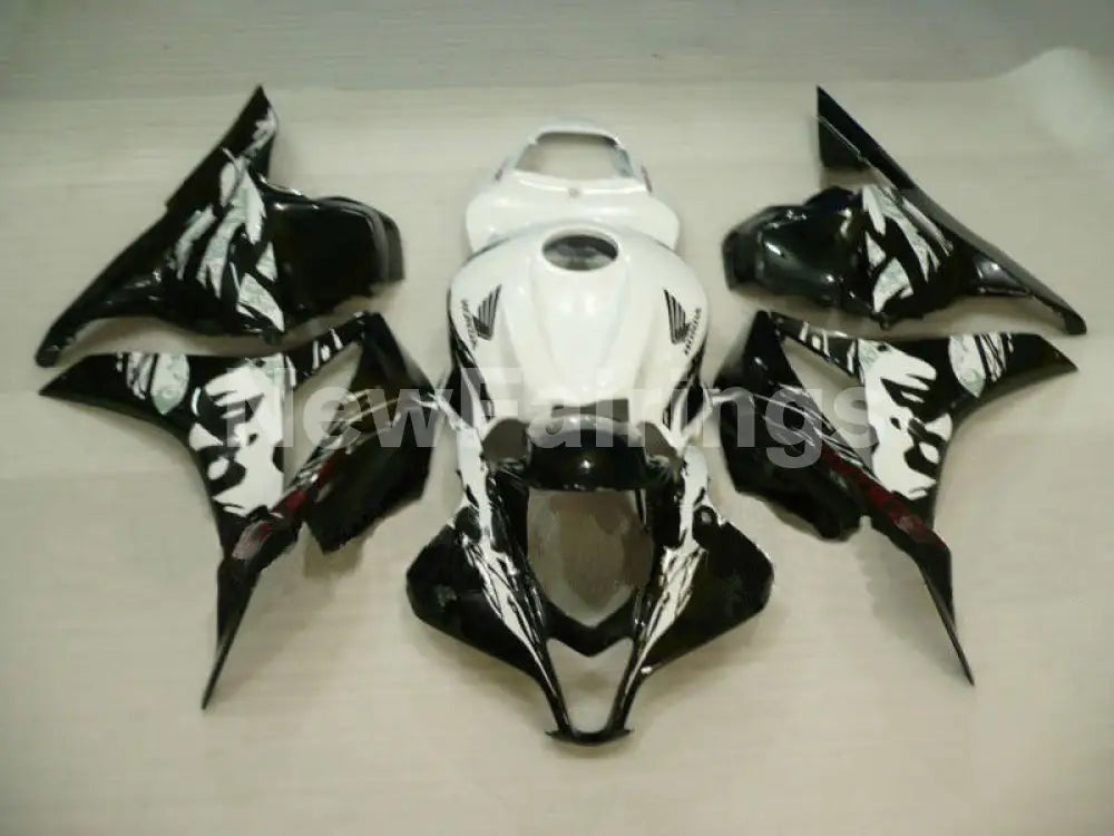Black and White Skull - CBR600RR 07-08 Fairing Kit -