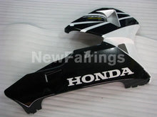 Load image into Gallery viewer, Black and Pearl White Factory Style - CBR600RR 05-06 Fairing