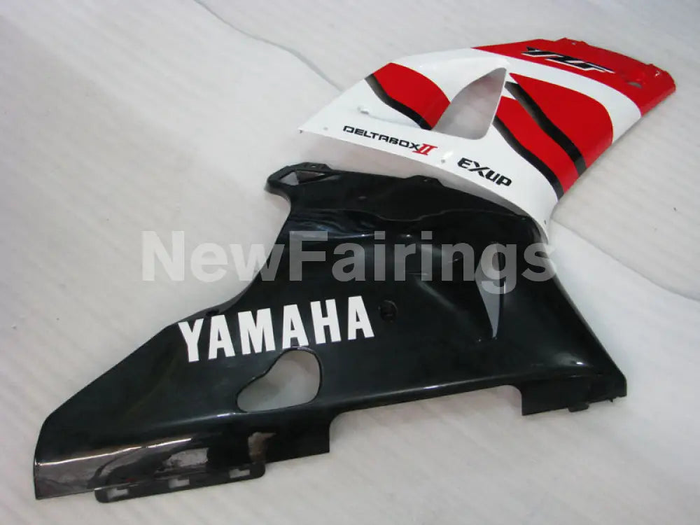 Red Black and White Factory Style - YZF-R1 00-01 Fairing