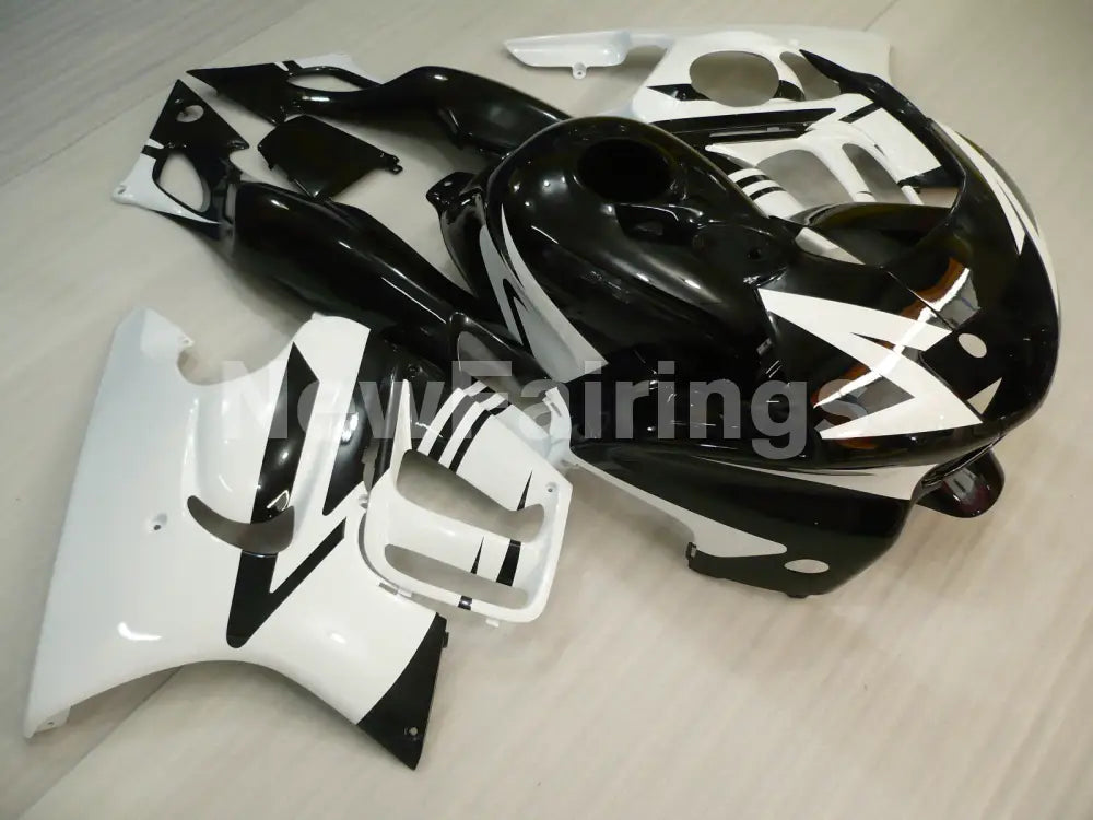 White and Black Factory Style - CBR600 F3 95-96 Fairing Kit