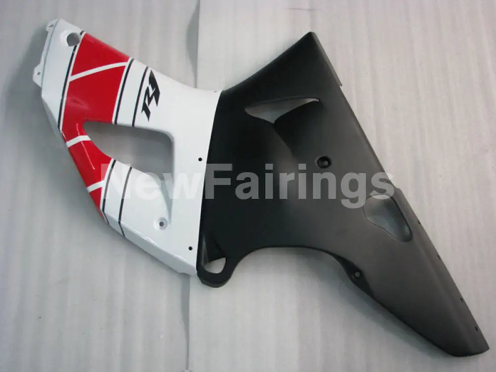 White and Red Black Factory Style - YZF-R1 98-99 Fairing