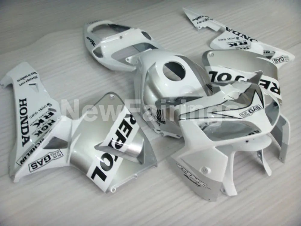 White and Silver Repsol - CBR600RR 05-06 Fairing Kit -