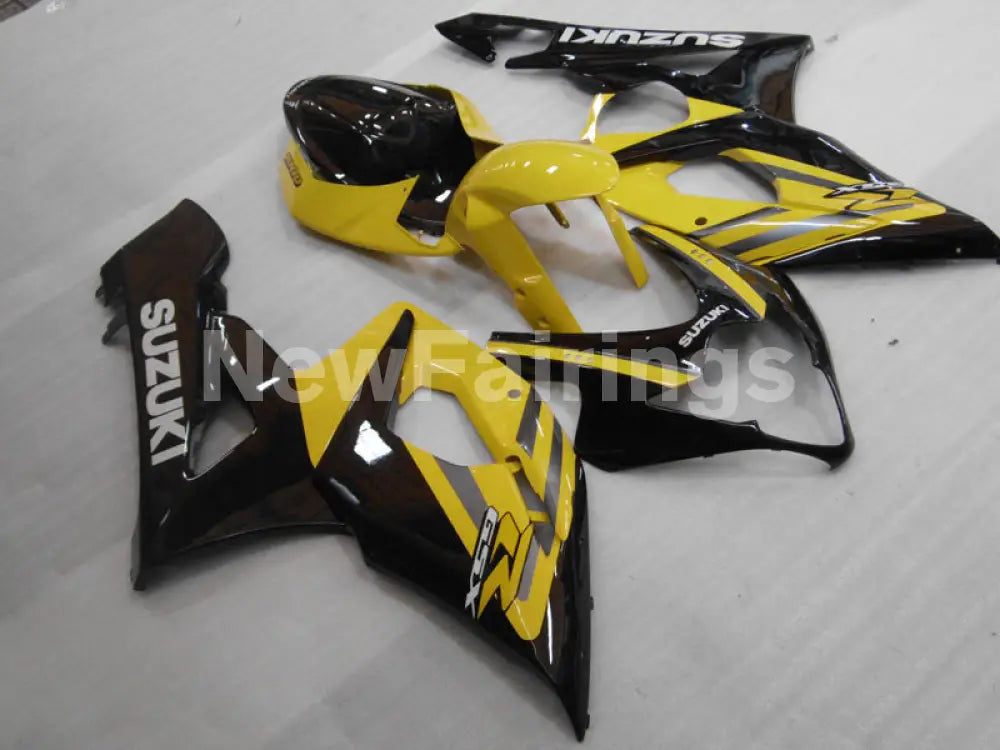 Yellow and Black Factory Style - GSX - R1000 05 - 06